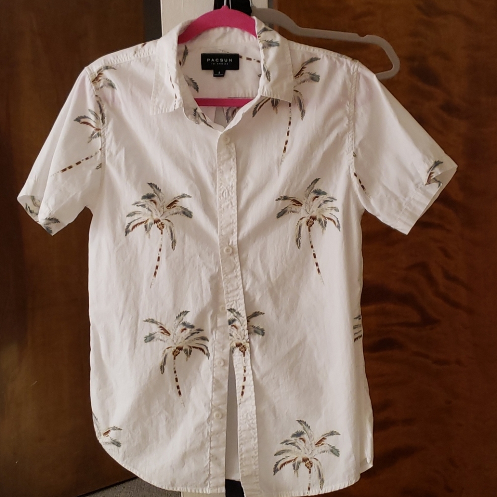 Pacsun short sleeve button down white w palm 🌴